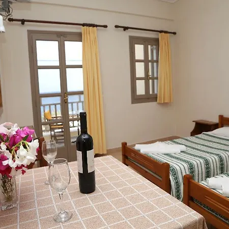 Appart hôtel Enjoy Kamári