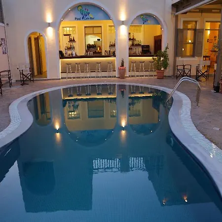 Enjoy Aparthotel 3*