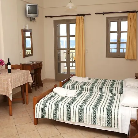 Enjoy Aparthotel 3*